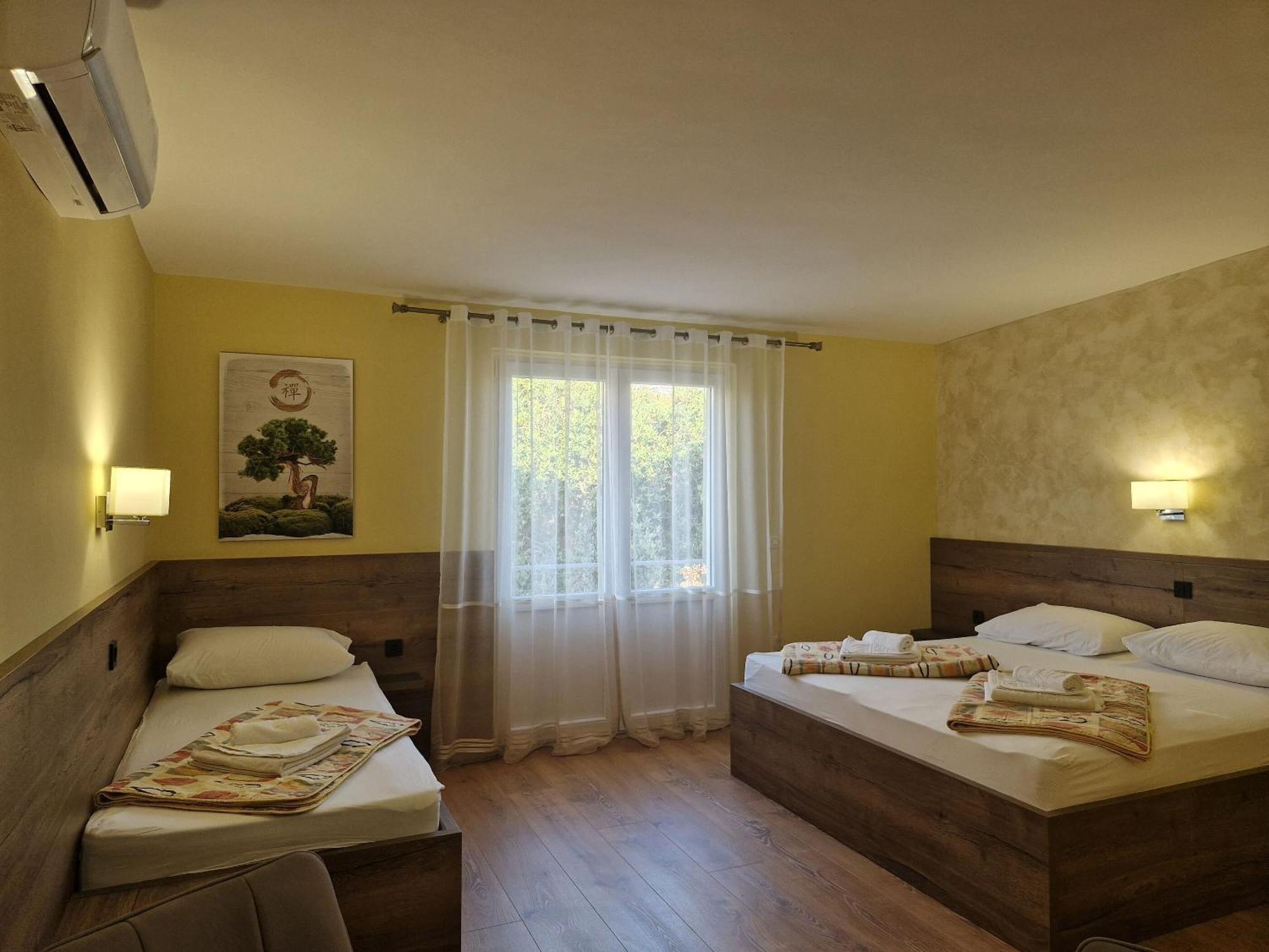 Apartment And Rooms Amenka Novalja Εξωτερικό φωτογραφία