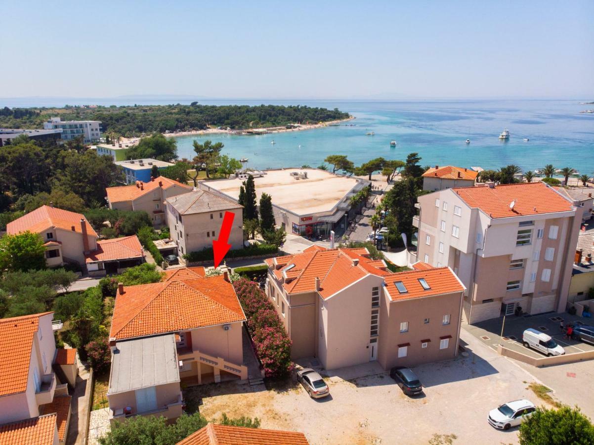 Apartment And Rooms Amenka Novalja Εξωτερικό φωτογραφία